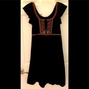 ❤️ RXB Dress Embroidered in front and ties in back!